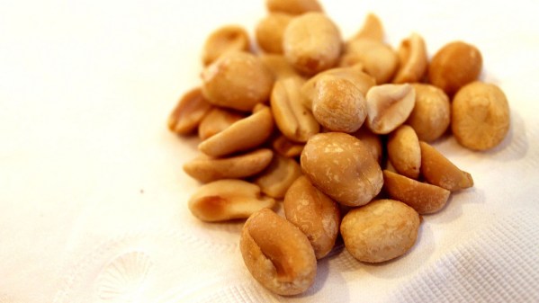 \"allergy-peanuts\"
